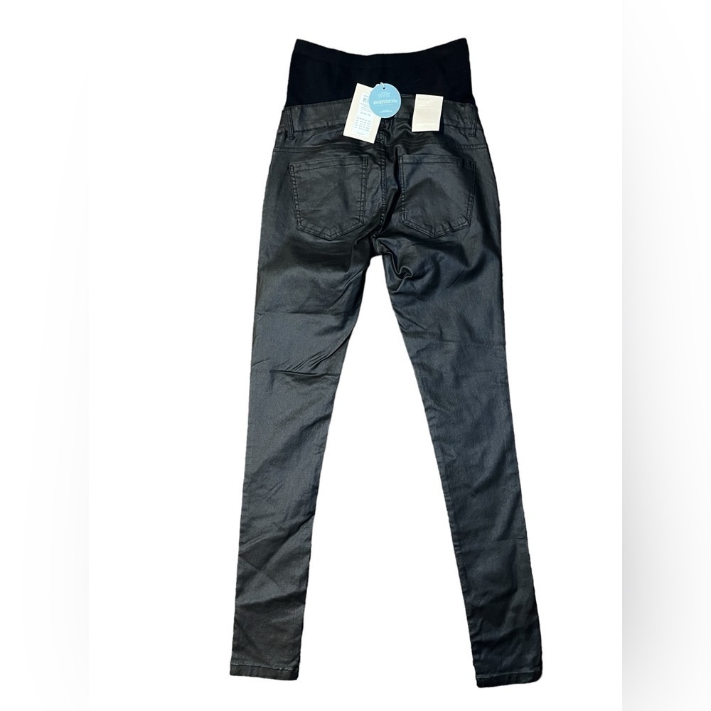 Mama Licious MATERNITY COATED SKINNY JEANS IN BLACK - Picture 4 of 14